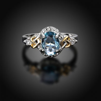 Classy Crystal Luxury Engagement Women Ring