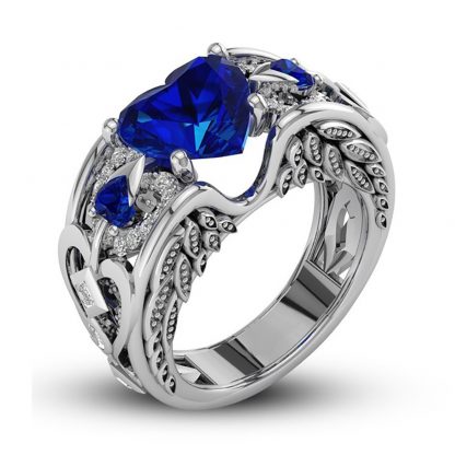 Beautiful Heart Ring Women Fashion Jewelry