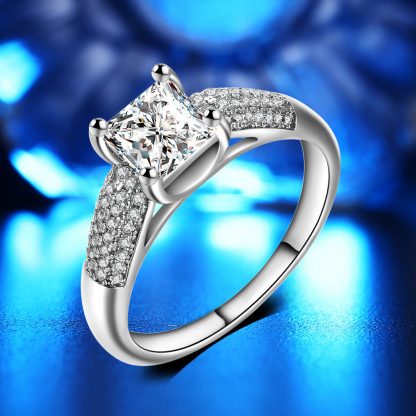 Crystal Engagement Wedding Women Fashion Jewelry Ring