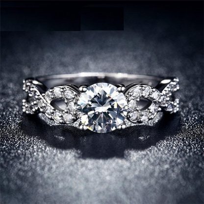 Elegant Braid Band Design Crystal Zircon Women Fashion Jewelry Ring