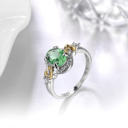 Classy Crystal Luxury Engagement Women Ring