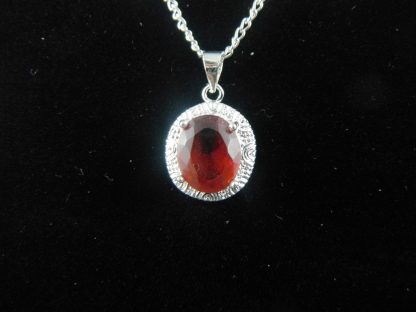 Red Or Pink Crystal Rhinestones Pendant Necklace