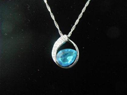 Crystal Rhinestones Drop Pendant Necklace